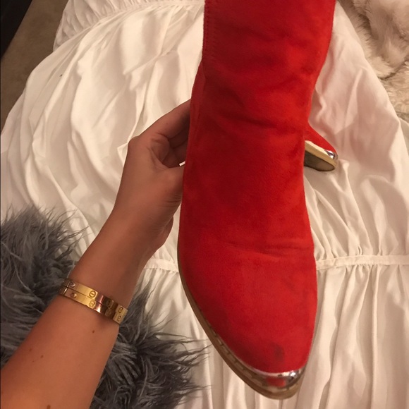 Red booties - Picture 3 of 4